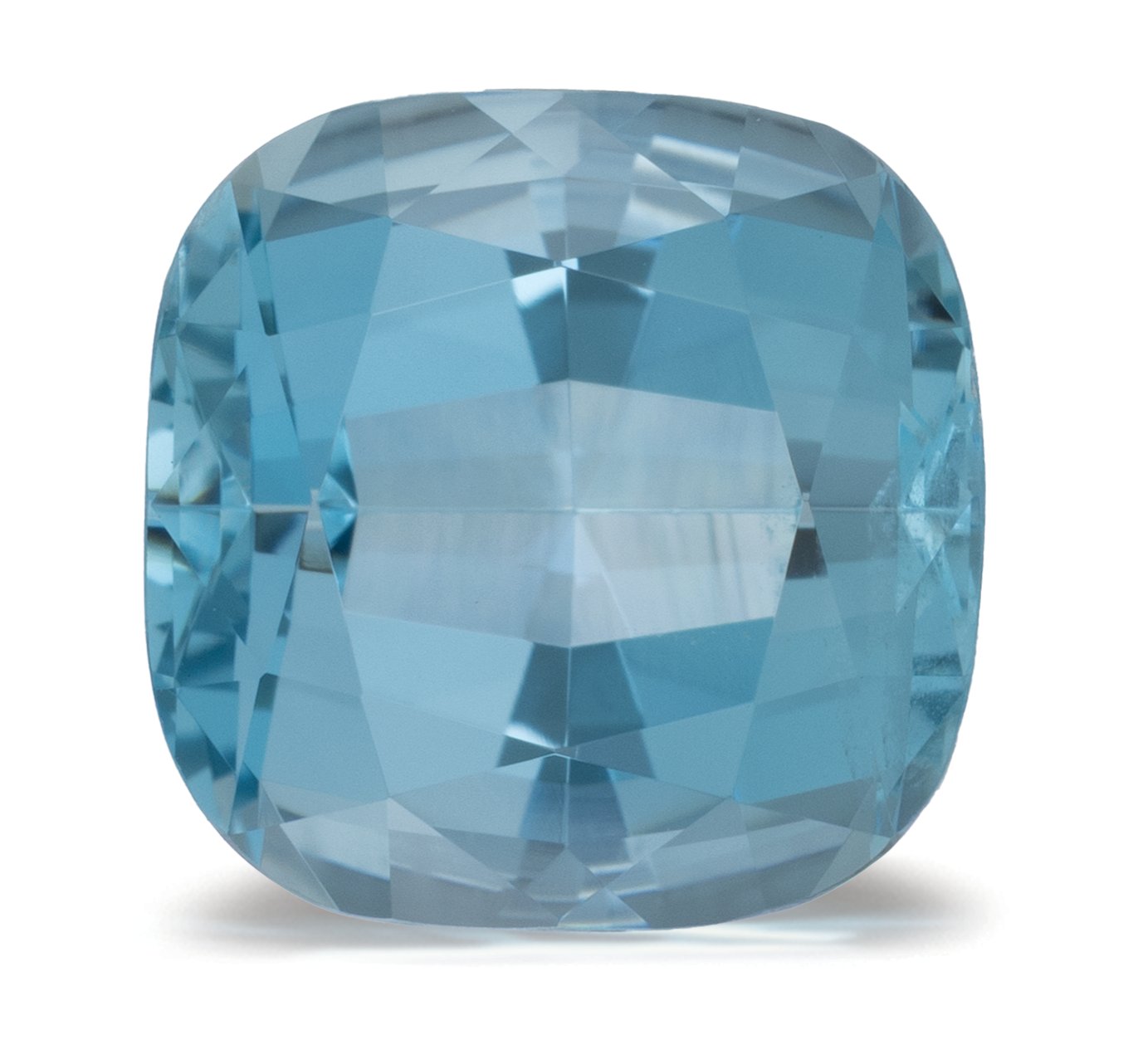 CUSHION 3.77ct Natural Aquamarine 