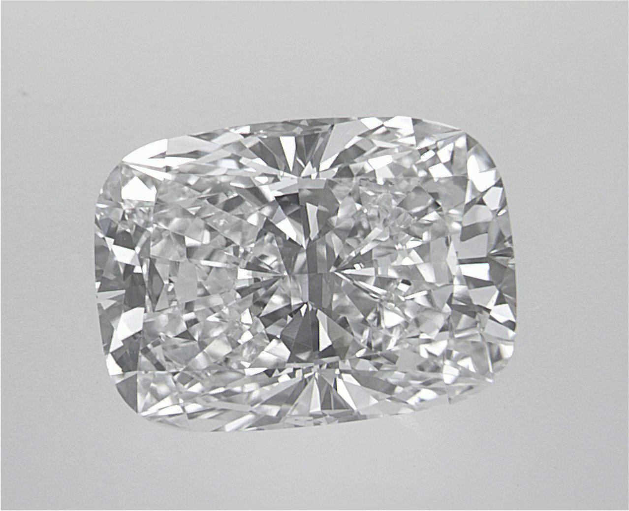 ELONGATED CUSHION 3.03ct E VVS2