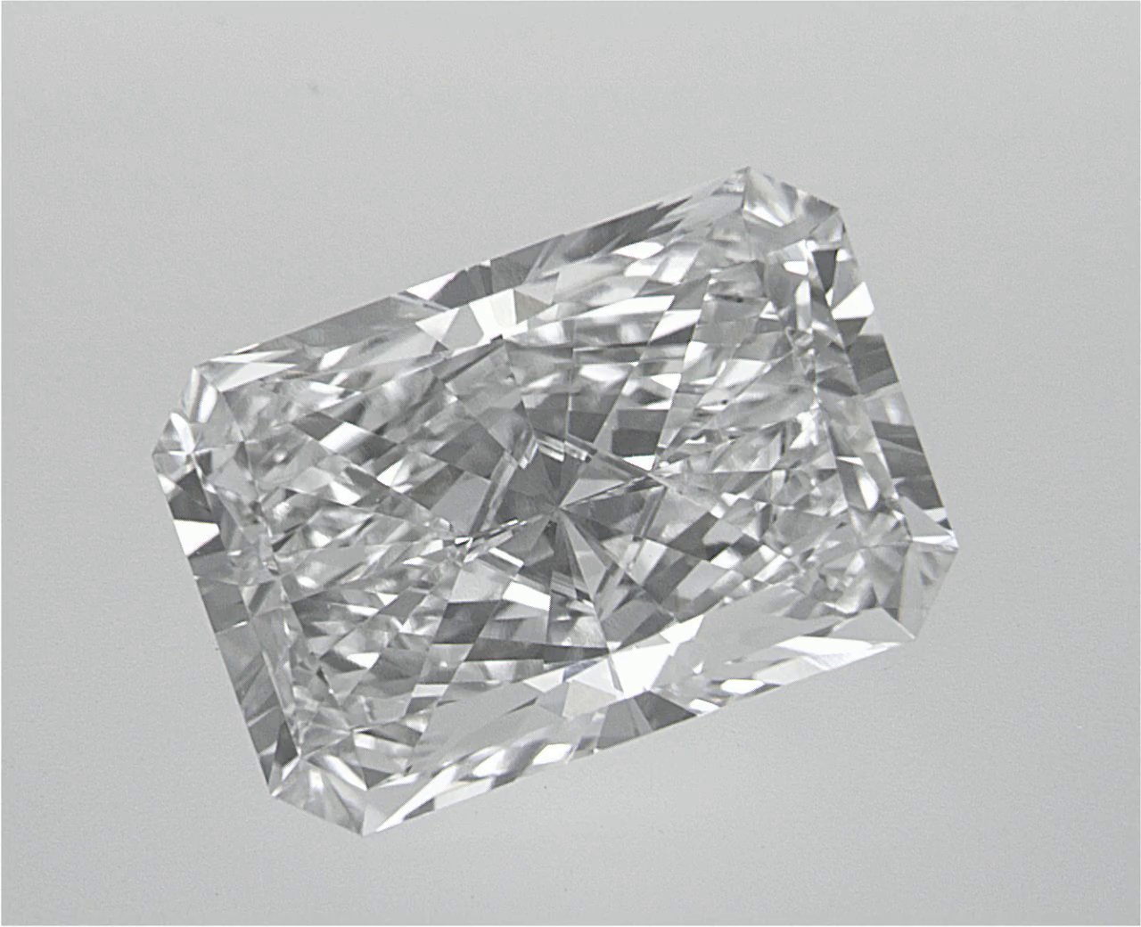 Diamond 500108601