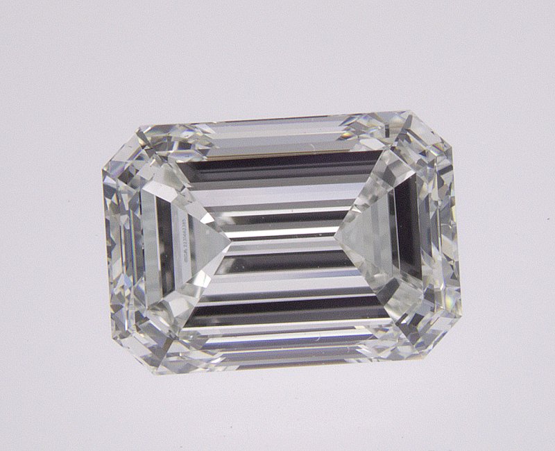 EMERALD 2.01ct G VS2