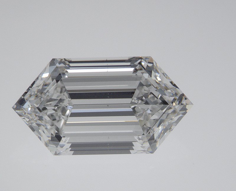 ELONGATED HEXAGON 2.02ct E SI1