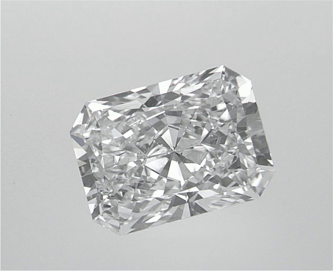 Diamond 500117618