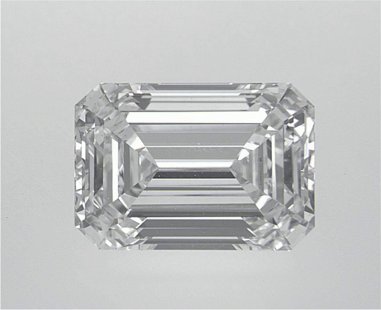 Diamond 500117560