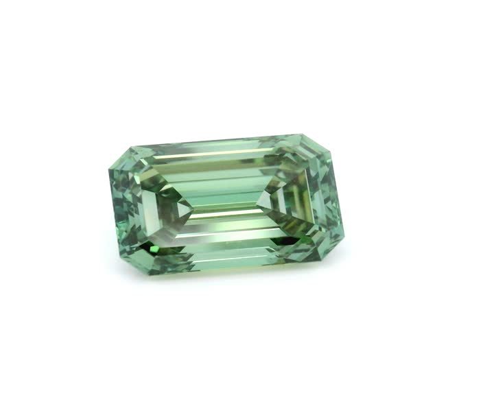 EMERALD 5.01ct Fancy Vivid Green VS2