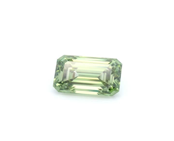 EMERALD 3.08ct Fancy Vivid Green VVS2