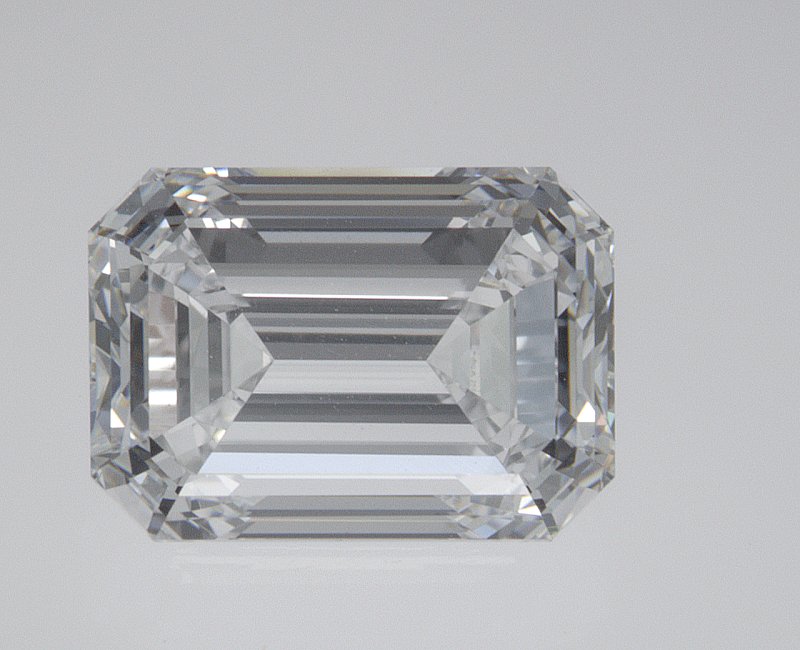 EMERALD 2.20ct D VS1