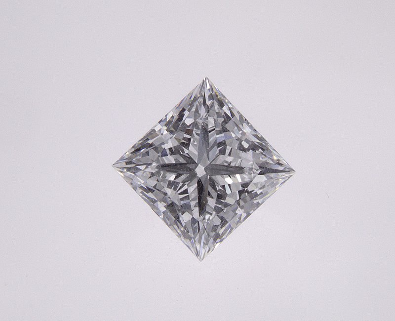 Diamond 500123878