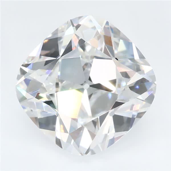 CUSHION 2.20ct E VVS2