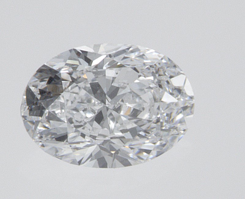 OVAL 0.40ct D VS2