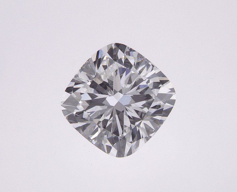CUSHION 1.06ct E VVS2
