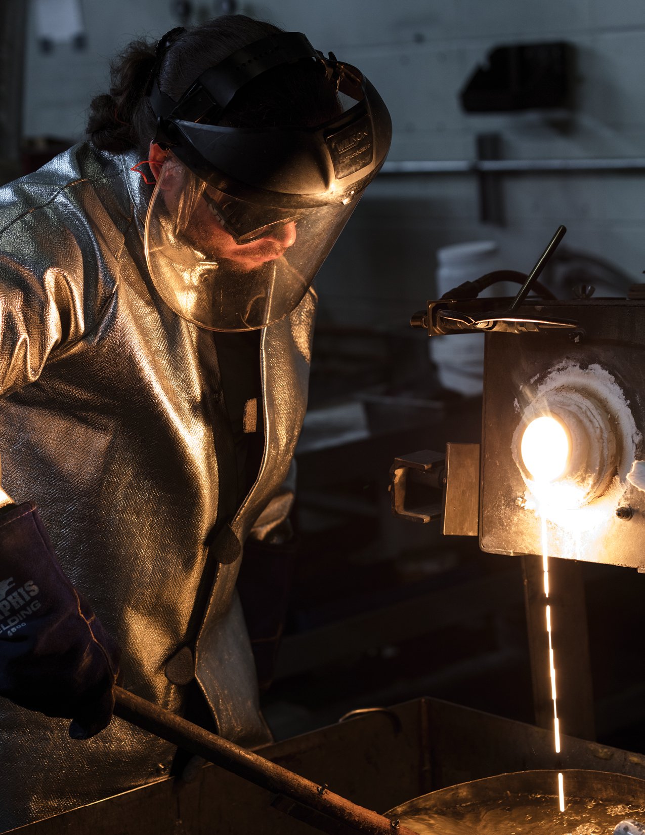 Separating metal scrap types