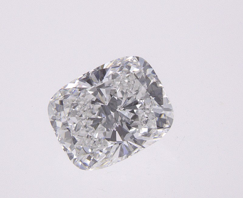Elongated Cushion 0.52 carat E IF Photo