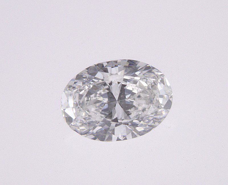 Oval 0.38 carat F VS2 Photo