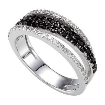Black Spinel and Diamond Ring Ref 2735828