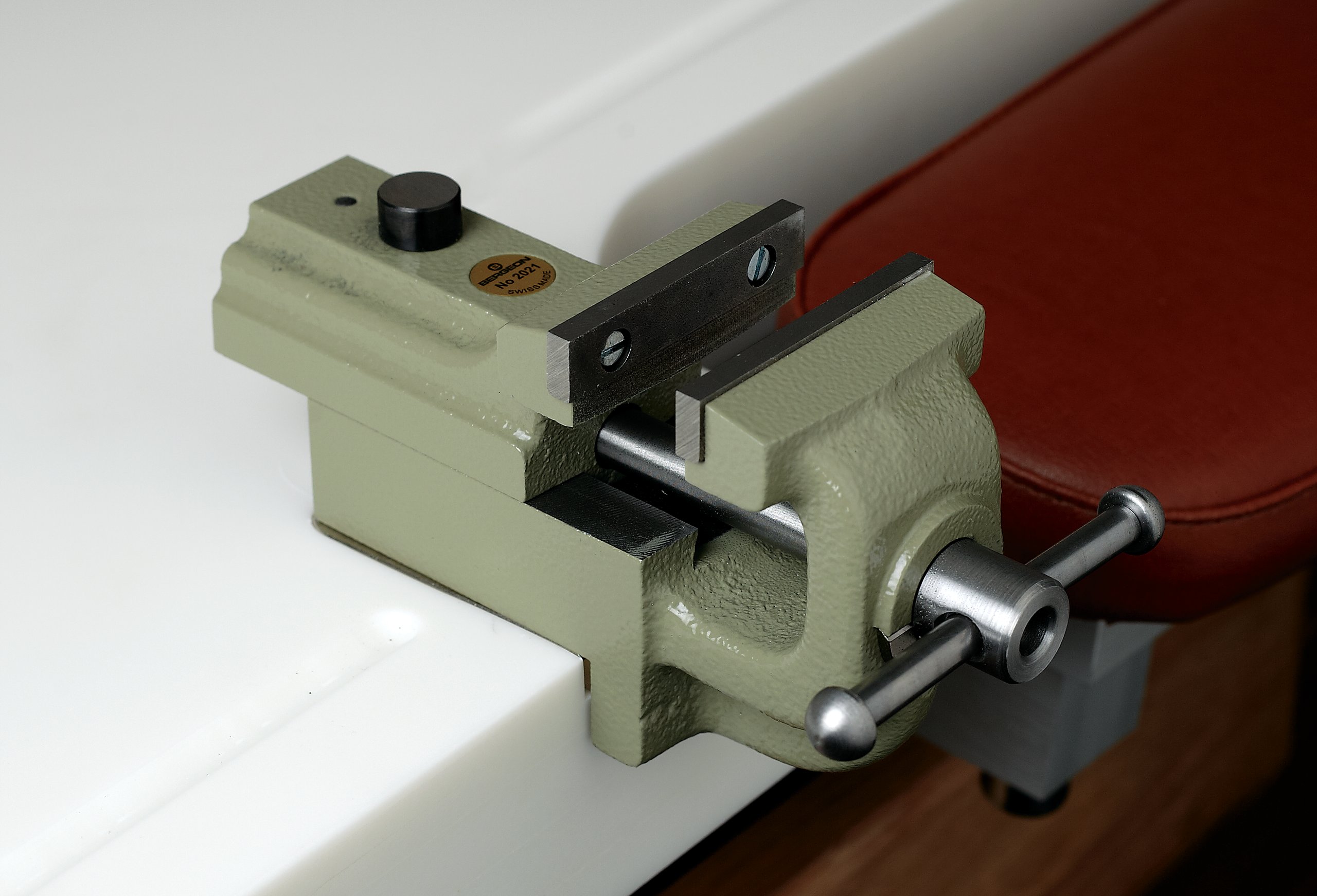 Bergeon Watchmakers Bench Vise with Detach Base Stuller