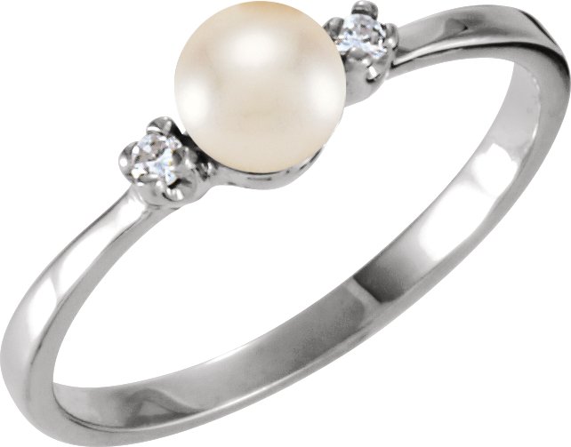 Accented Pearl Ring