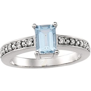 14K White Aquamarine and .10 CTW Diamond Ring Ref 1980277