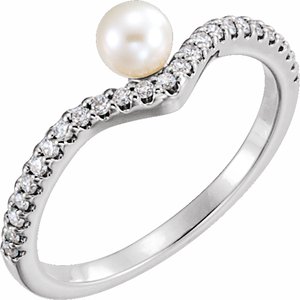 Sterling Silver Cultured White Freshwater Cultured Pearl & 1/5 CTW Natural Diamond V Ring