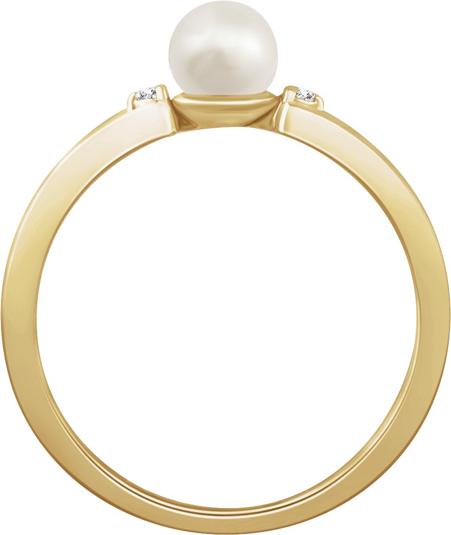 Alternative view of Cultured White Freshwater Pearl And .03 CTW Natural Diamond Ring – 14K Yellow Gold
