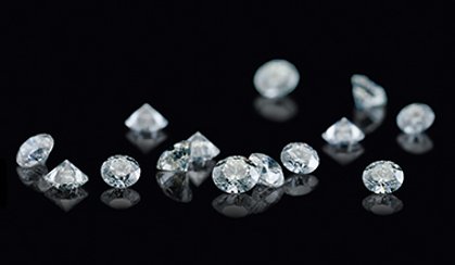 Stuller Melee Diamonds
