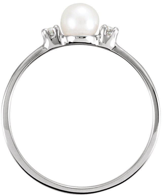 Alternative view of Cultured White Akoya Pearl And .04 CTW Natural Diamond Ring – 14K White Gold