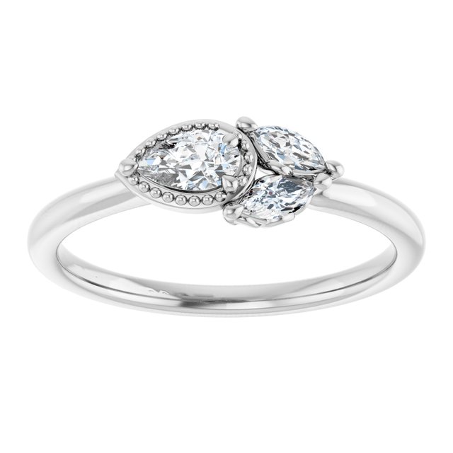 14K White 1/4 CTW Diamond Ring        