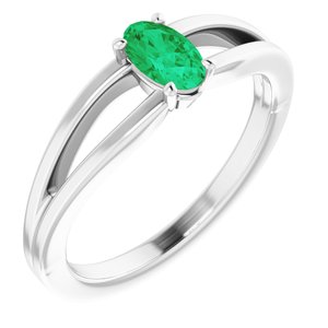 Sterling Silver Imitation Emerald Solitaire Youth Ring       