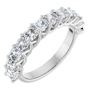 https://meteor.stullercloud.com/das/73465948?obj=metals&obj.recipe=white&obj=stones/diamonds/g_Accent&$standard$
