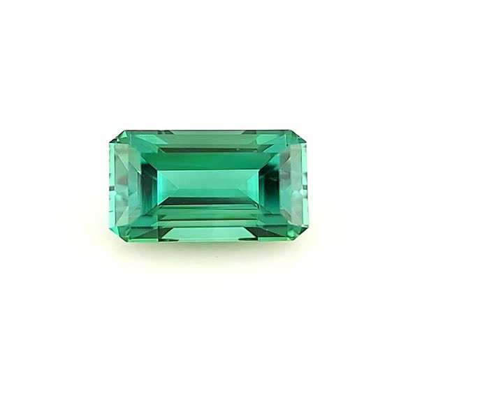 0.94 Carat Emerald/octagon Cut Diamond
